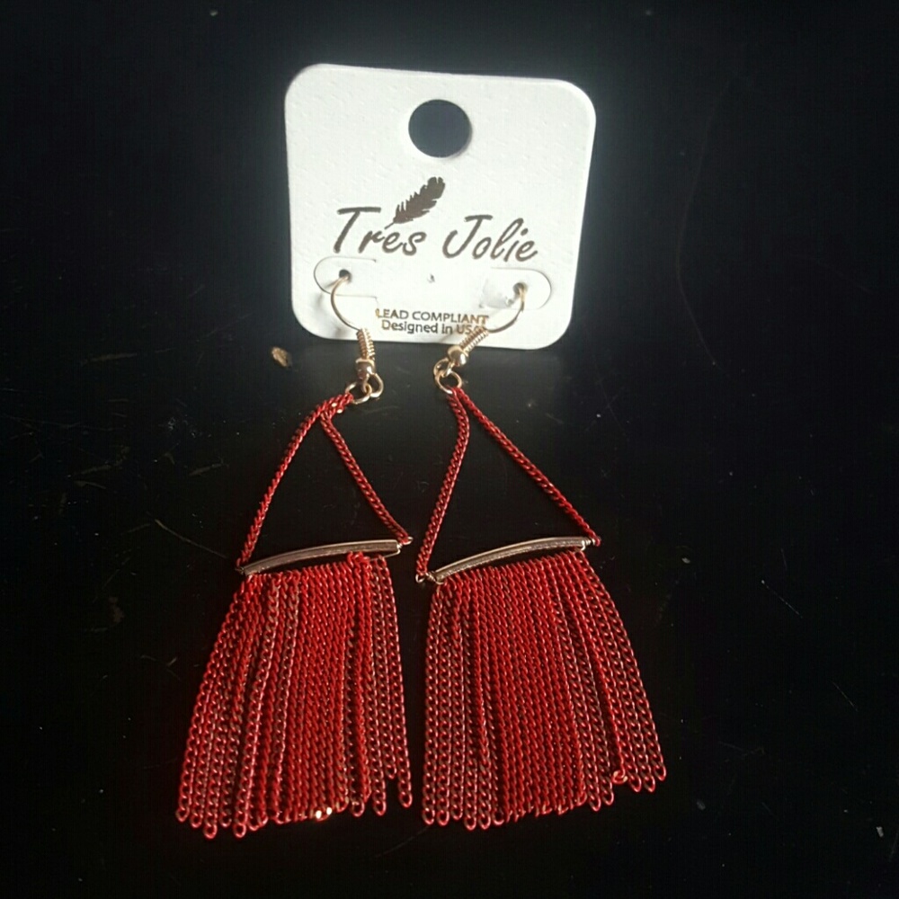 Dangling chain earings
